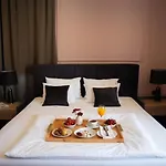 Hotel Platani 4*