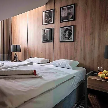 Platani Hotell